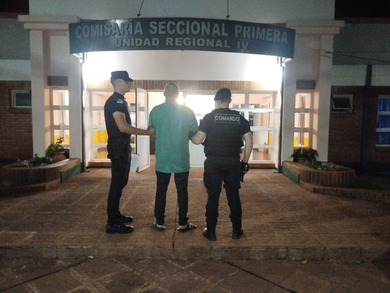Dos hombres fueron detenidos por mantener cautivo a un chofer en Puerto Rico: uno sería su jefe 4 8 - Dos hombres fueron detenidos por mantener cautivo a un chofer en Puerto Rico uno seria su jefe 2 - 7