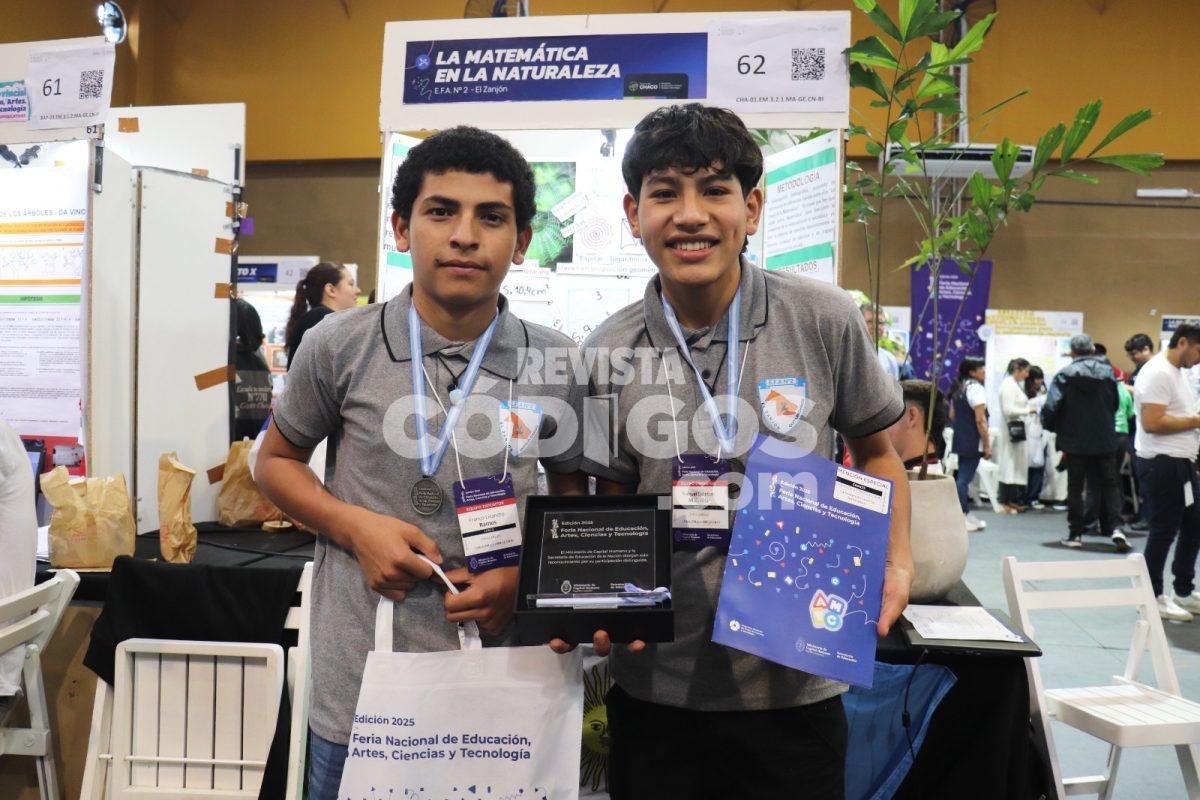 Finalizo la fase de Matematica de la Feria Nacional de Educacion en Misiones y continua con Arte 14 - 7