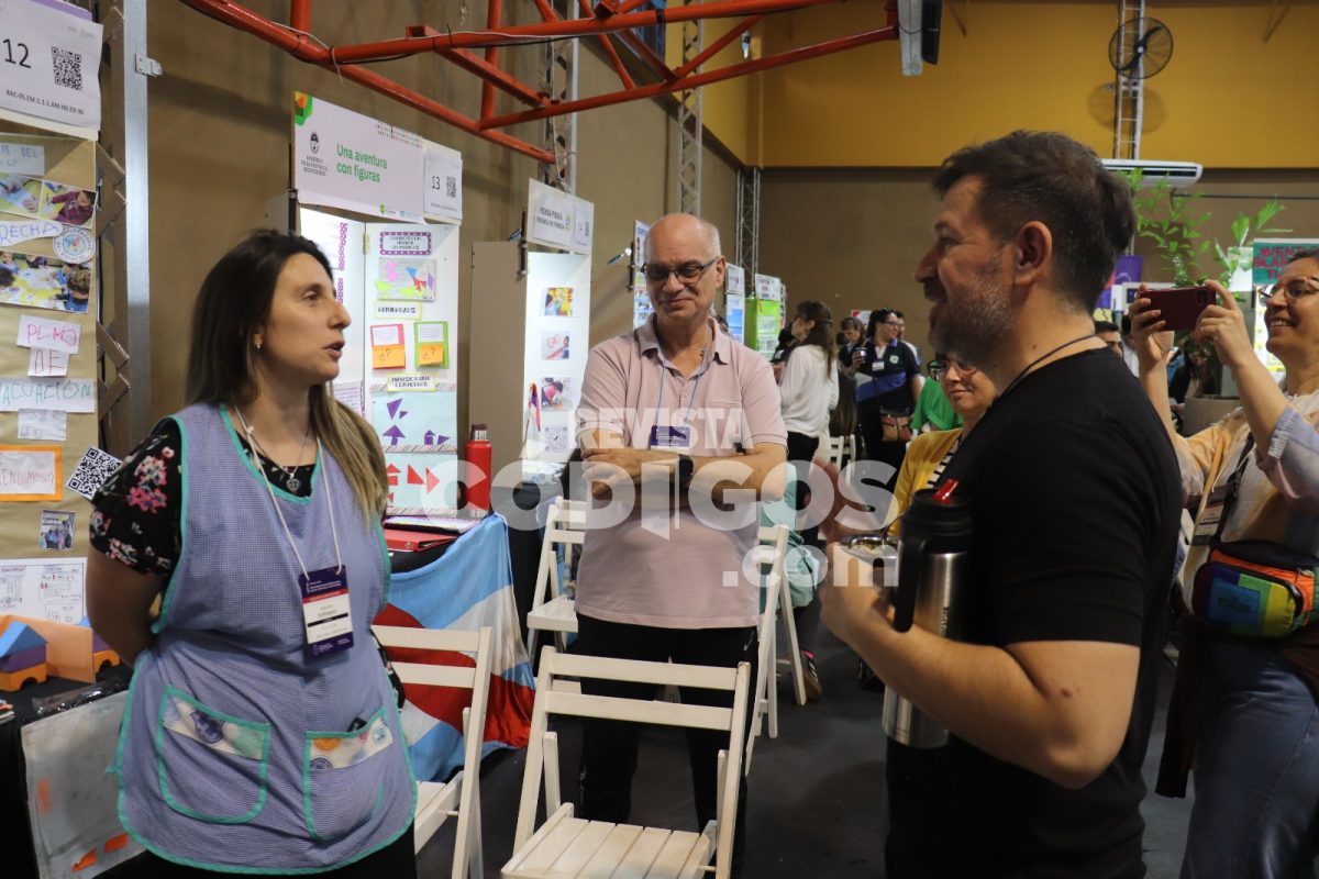 Finalizo la fase de Matematica de la Feria Nacional de Educacion en Misiones y continua con Arte 9 - 3