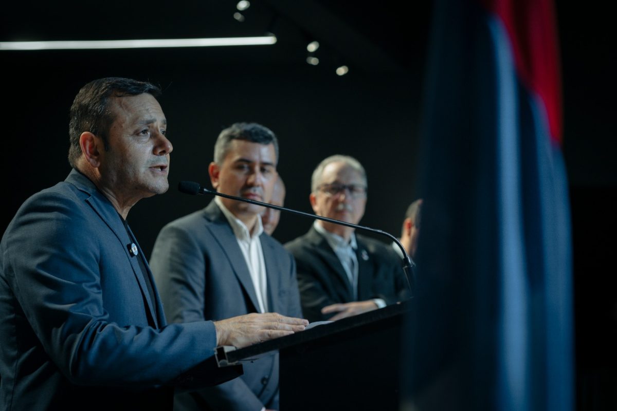 Passalacqua y Herrera encabezaron la apertura del Centro de Convenciones y Eventos Iryapú 6 12 - IMG 20251011 WA0004 - 11