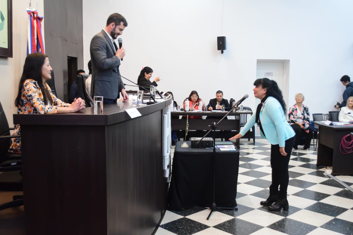 Realizaron la tercera edición del Parlamento de Personas Mayores en Posadas 1 2 - IMG 20251017 WA0033 - 1