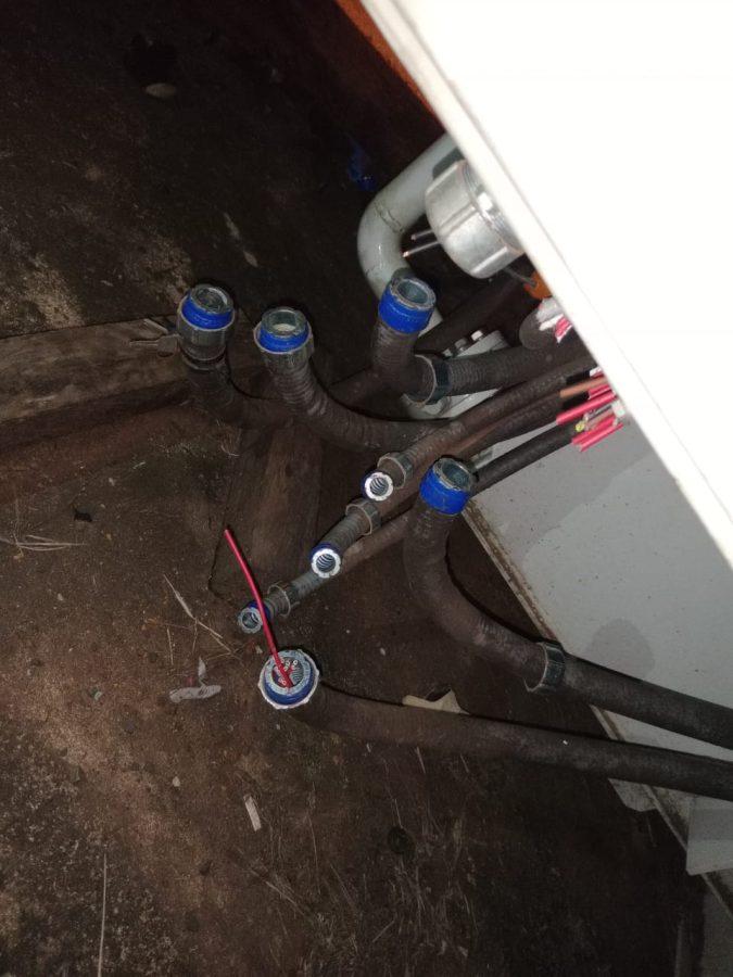 La Policia evito detuvo a delincuentes que intentaban robar cables en la usina de La Tablada 2 - 5