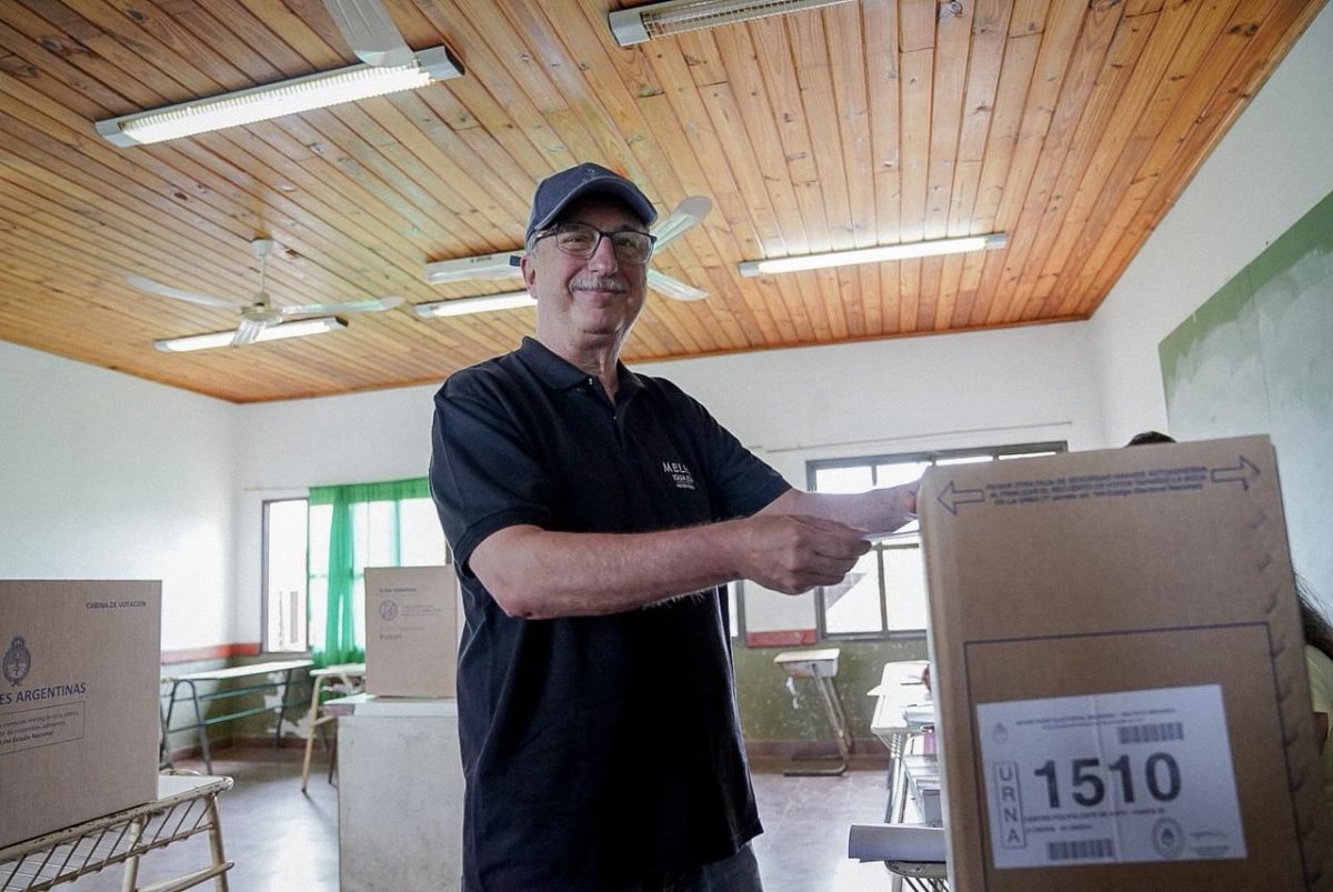 "Las cosas se corrigen votando", sostuvo Passalacqua tras sufragar en Oberá 2 4 - Las cosas se corrigen votando sostuvo Passalacqua tras sufragar en Obera 2 - 3