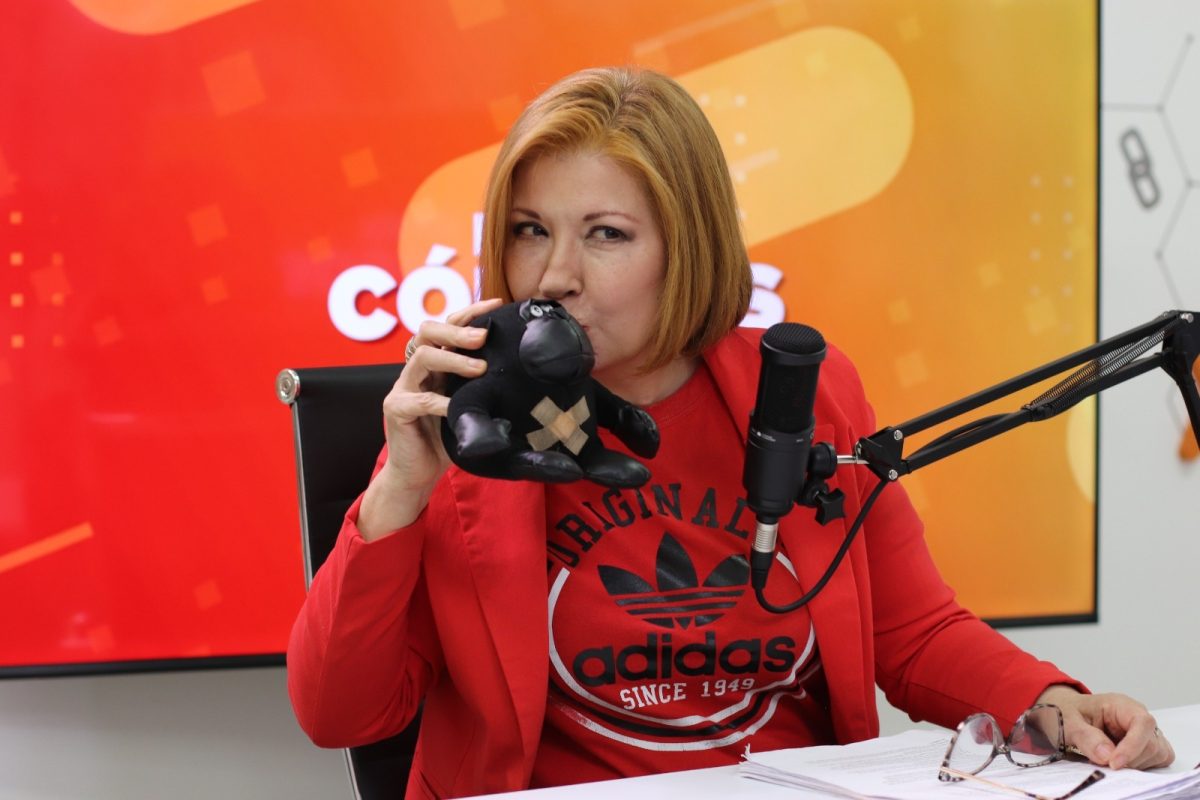 Ninfa Alvarenga y Dalila Blach pasaron por el streaming de Codigos 2 - 11