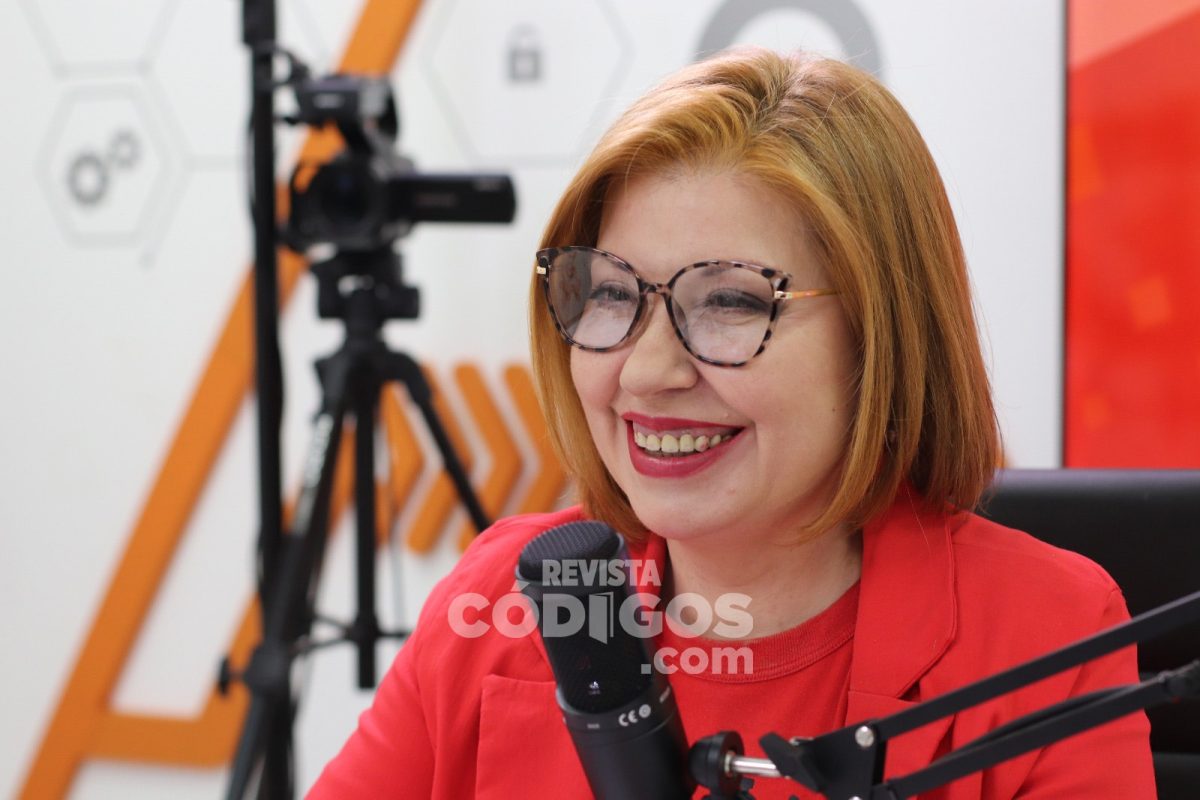 Ninfa Alvarenga y Dalila Blach pasaron por el streaming de Codigos 7 - 15