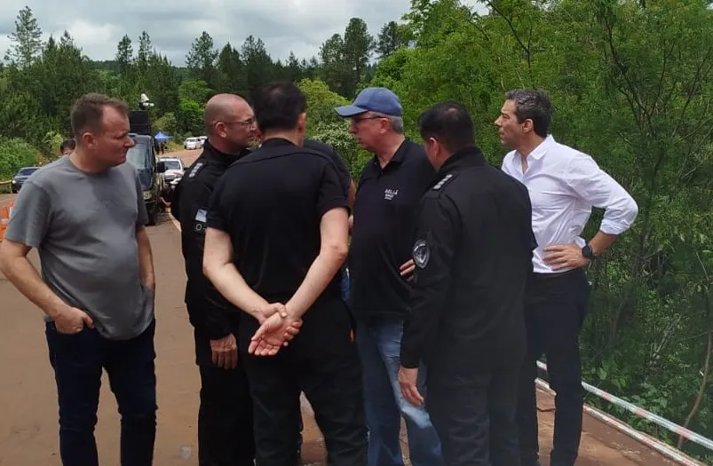 Passalacqua sobre la tragedia vial en Campo Viera: "Mi abrazo en el dolor a las familias" 1 2 - Passalacqua sobre la tragedia vial en Campo Viera Mi abrazo en el dolor a las familias - 1