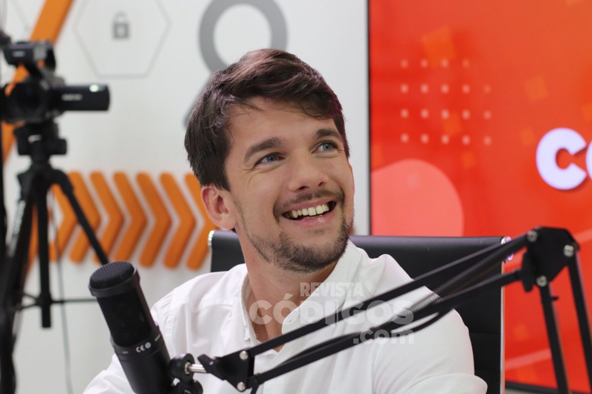 Romero Spinelli y Horacio Simes pasaron por el streaming de Codigos 12 - 19