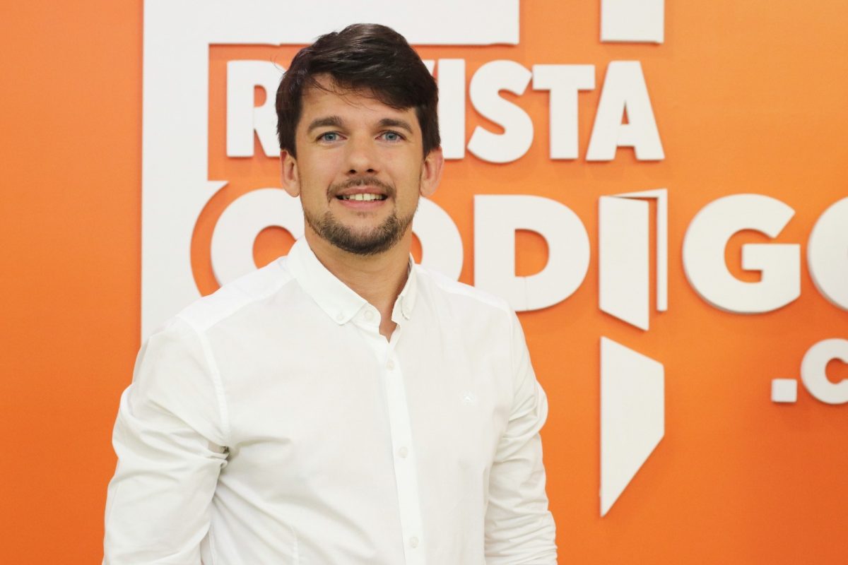 Romero Spinelli y Horacio Simes pasaron por el streaming de Codigos 14 - 23