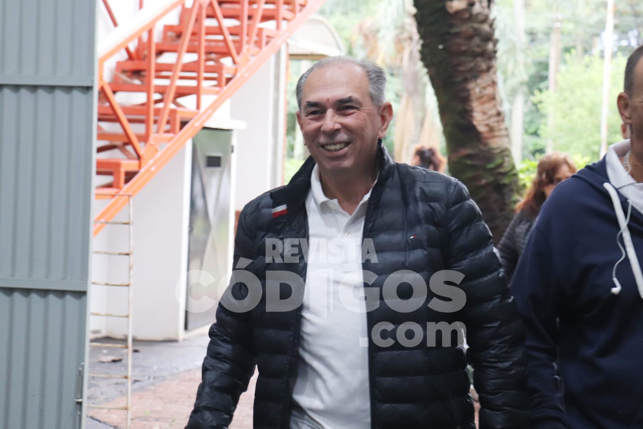 Votó Stelatto y pidió “seguir fortaleciendo la democracia con responsabilidad y participación” 2 4 - STELATTO 2 - 3