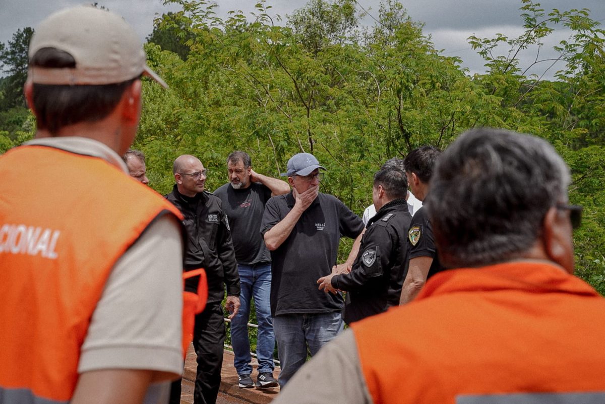 Tragedia en Campo Viera: Passalacqua encabezó los operativos de asistencia 3 6 - Tragedia en Campo Viera Passalacqua encabezo los operativos de asistencia 7 - 5