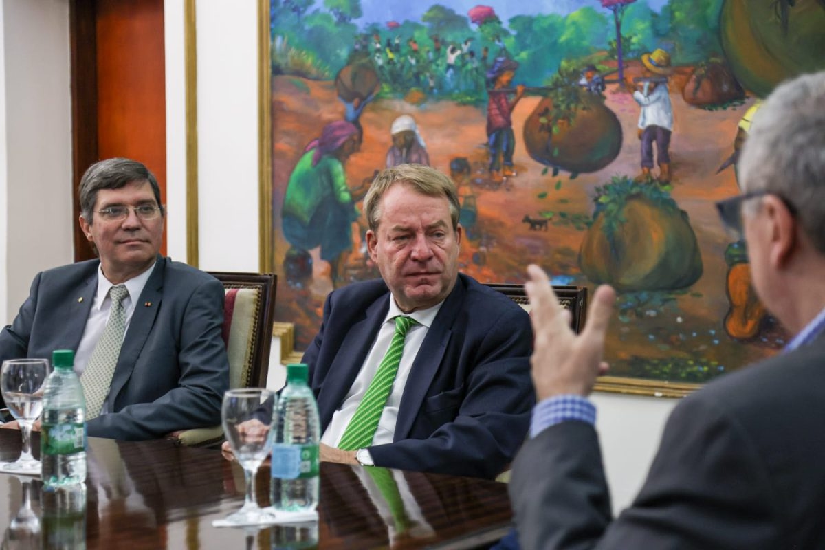 El Embajador alemán visitó Posadas y reconoció el "gesto extraordinario" de Misiones a la inmigración 2 4 - WhatsApp Image 2025 10 09 at 14.15.14 - 3