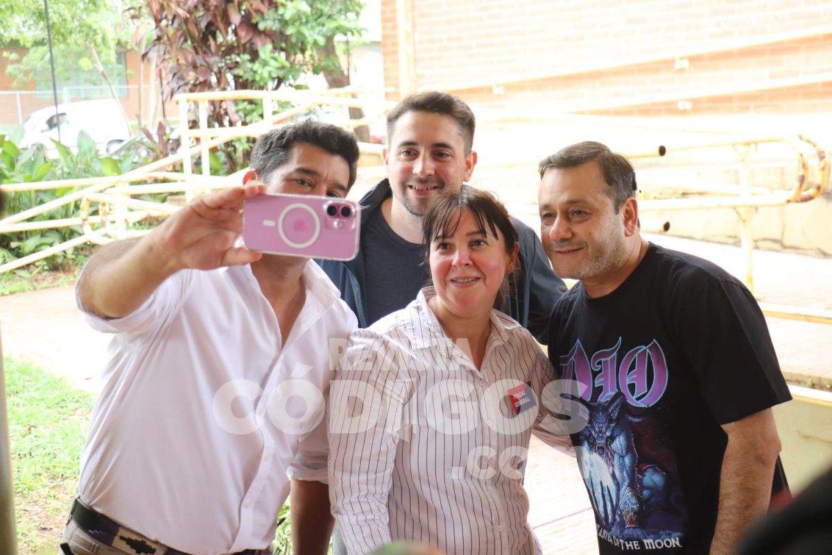 Herrera Ahuad tras votar: “La decisión no hay que dejarla en manos de nadie” 2 4 - WhatsApp Image 2025 10 26 at 09.35.41 - 3