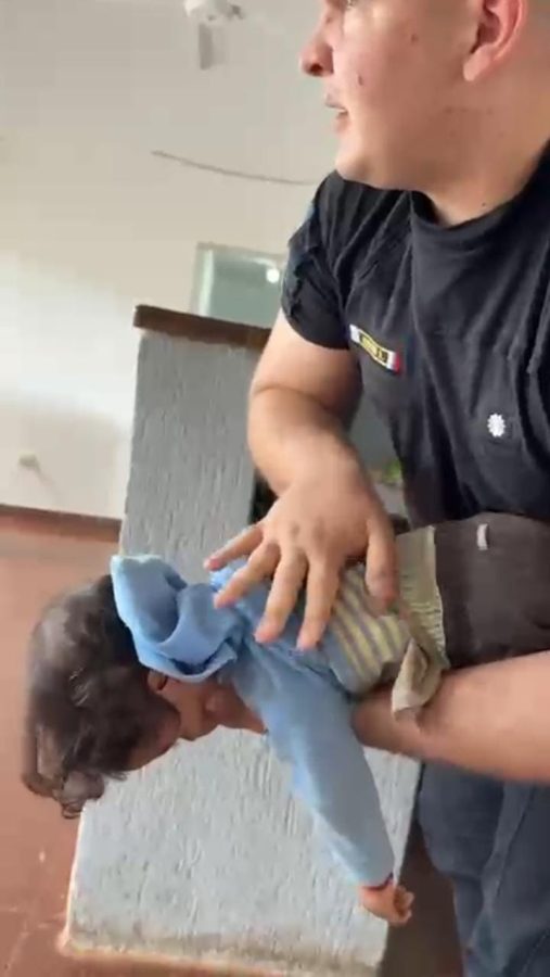 Policías reanimaron a bebé de un año que había dejado de respirar en Oberá 2 4 - WhatsApp Image 2025 10 27 at 21.01.05 1 - 3