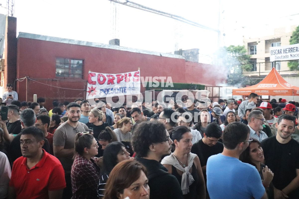 La Renovación celebró el Día de la Lealtad Peronista con un acto en el Club Huracán 10 20 - acto huracan 10 - 19