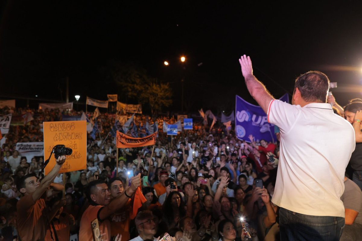 El Frente Renovador cerró la campaña con multitudinario acto 7 14 - cierre campana frente renovador herrera ahuad 8 - 13