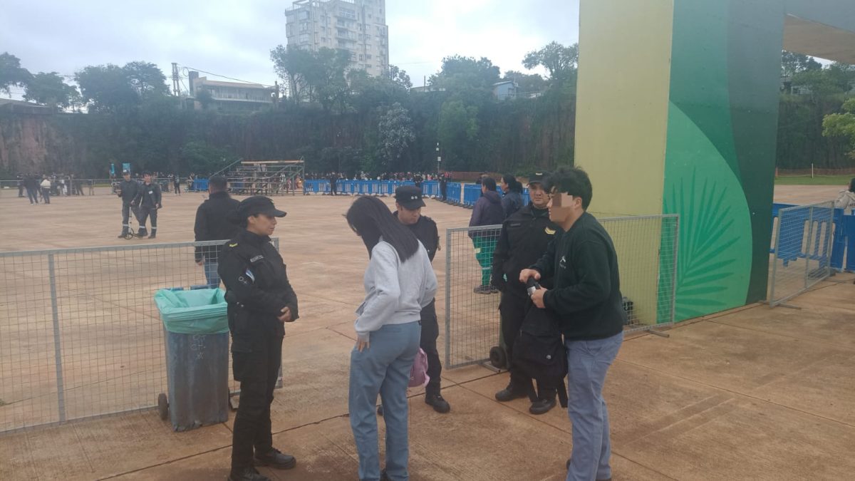 Despliegan operativo integral de seguridad para el Show de Scolas en Posadas 2 4 - operativo show de scolas 3 - 3