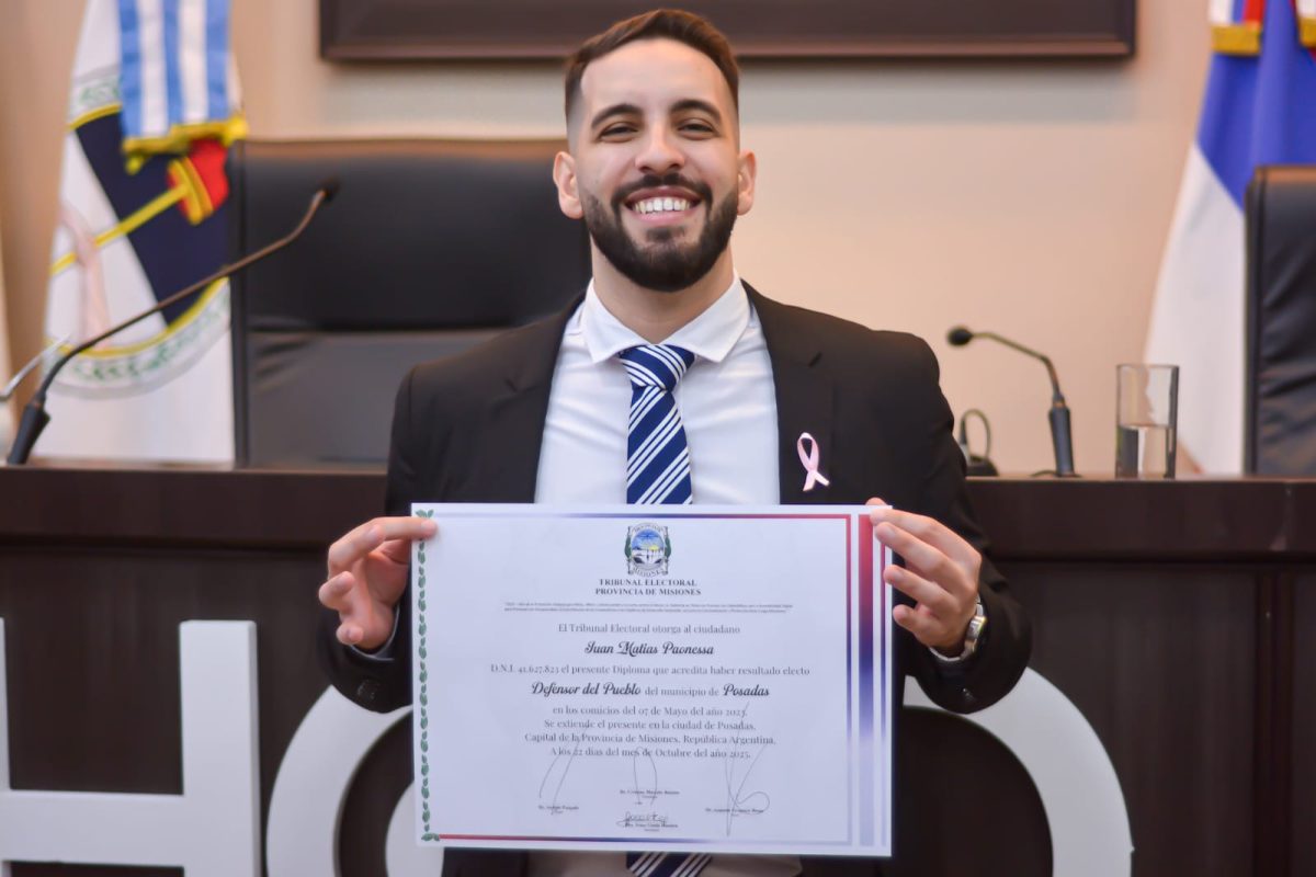 Juan Matías Paonessa asumió como nuevo Defensor del Pueblo de Posadas 8 16 - sesion concejo 7 - 15