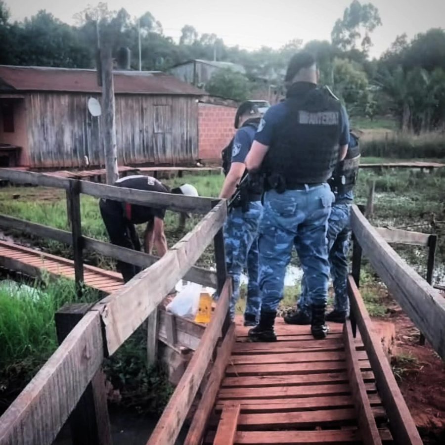 Casi 40 detenidos y 100 vehiculos incautados tras operativos policiales en Misiones 1 - 11