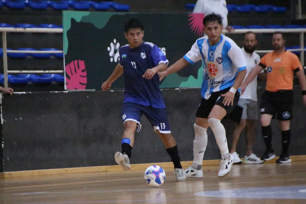Comenzó el Nacional de Selecciones de Futsal AFA en el "Finito" Gehrmann de Posadas 2 4 - Comenzo el Nacional de Selecciones de Futsal AFA en el Finito Gehrmann de Posadas 2 - 3