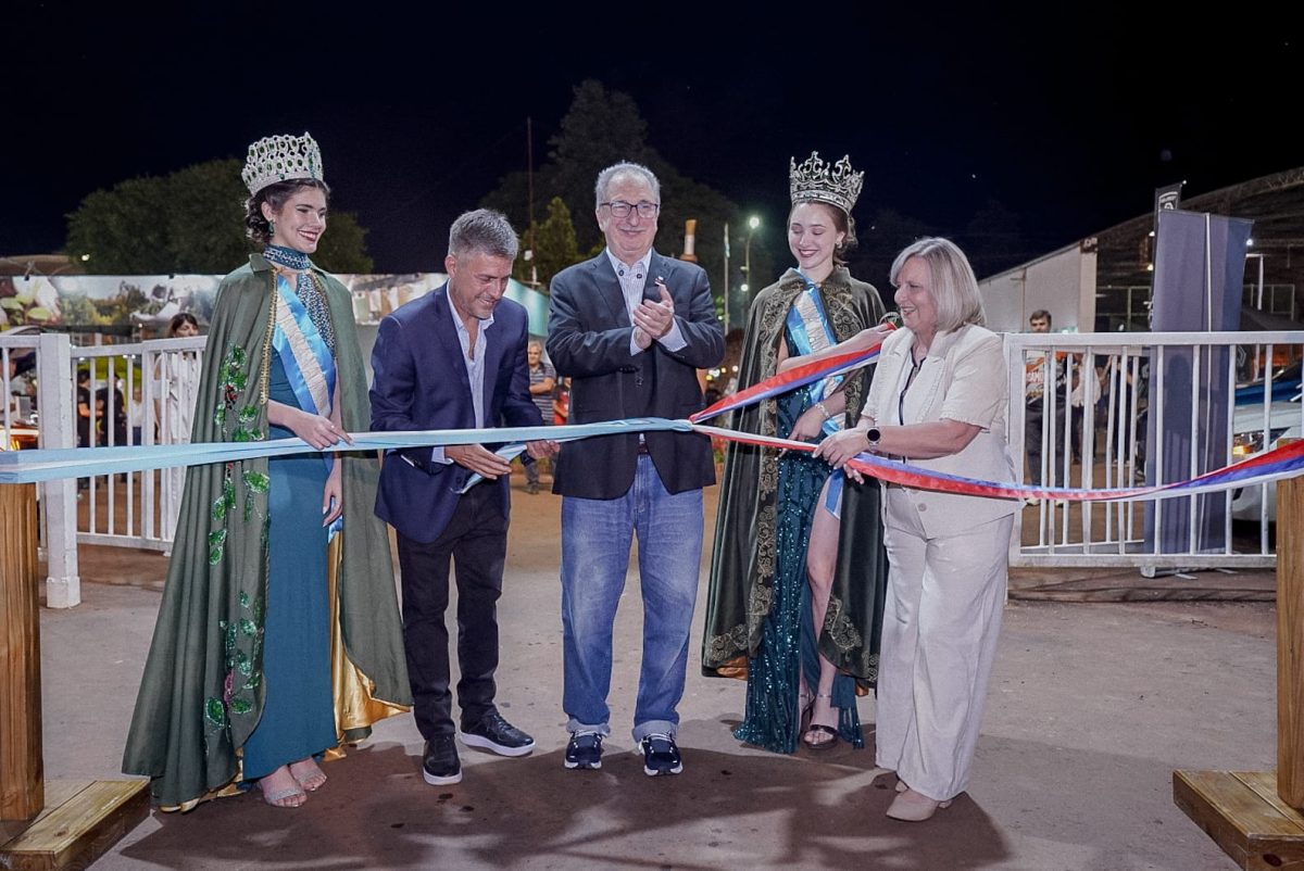 Con mas de 200 stands y espectaculos se inauguro la 47a Fiesta Nacional de la Yerba Mate 13 - 1