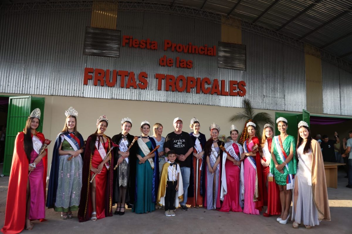Passalacqua encabezó la apertura de la 8° Fiesta de las Frutas Tropicales en Almafuerte 7 14 - IMG 20251130 WA0014 - 13