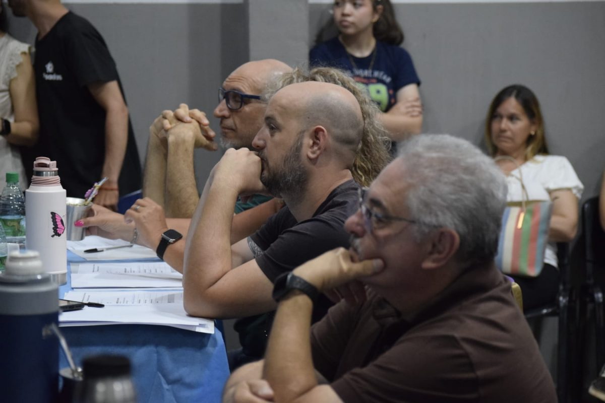 Inició la convocatoria de artistas para el Festival del Litoral 3 6 - Inicio la convocatoria de artistas para el Festival del Litoral 3 - 5