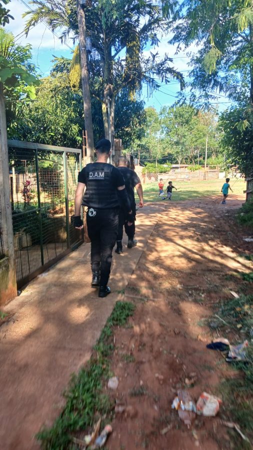 La Policía de Misiones refuerza los operativos en Posadas, Garupá y Candelaria 2 4 - La Policia de Misiones refuerza los operativos de saturacion barrial en Posadas Garupa y Candelaria 11 - 3