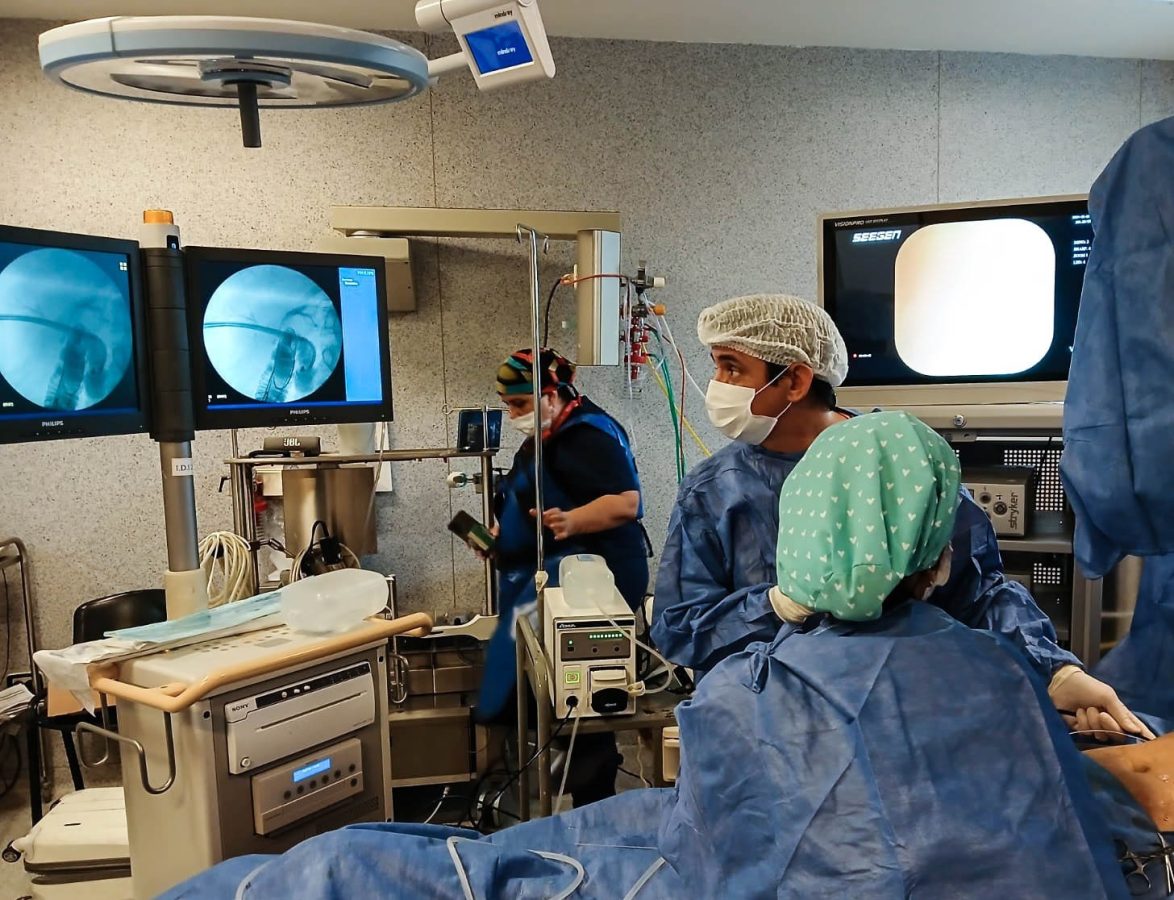 Médicos del Madariaga realizaron innovadoras cirugías con stents biliares biodegradables 2 4 - Madariaga 3 - 3