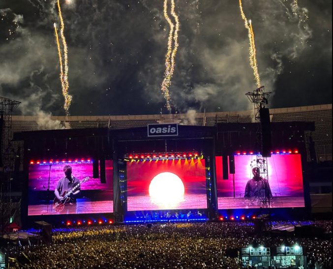 Mas de una decada de espera Oasis brillo ante 85 mil personas en el Monumental 4 - 9