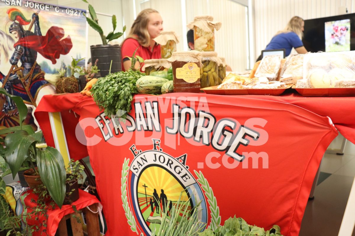 Misiones impulsa la innovación y soberanía alimentaria con el programa “Chacras que educan” 14 28 - Misiones impulsa la innovacion y soberania alimentaria con el programa Chacras que educan 2 - 27