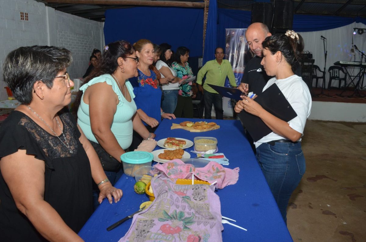 Montecarlo festejó el Festival del Pescador 2025 con feria, música y gastronomía local 3 6 - Montecarlo festejo el Festival del Pescador 2025 con feria musica y gastronomia local 3 - 5