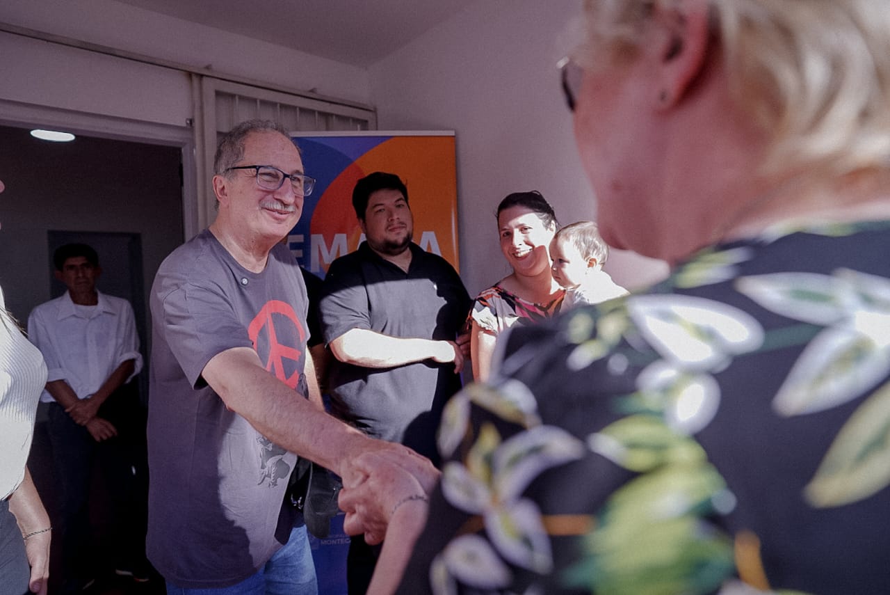 Passalacqua encabezo la primera entrega del banco de herramientas en Montecarlo 2 - 25