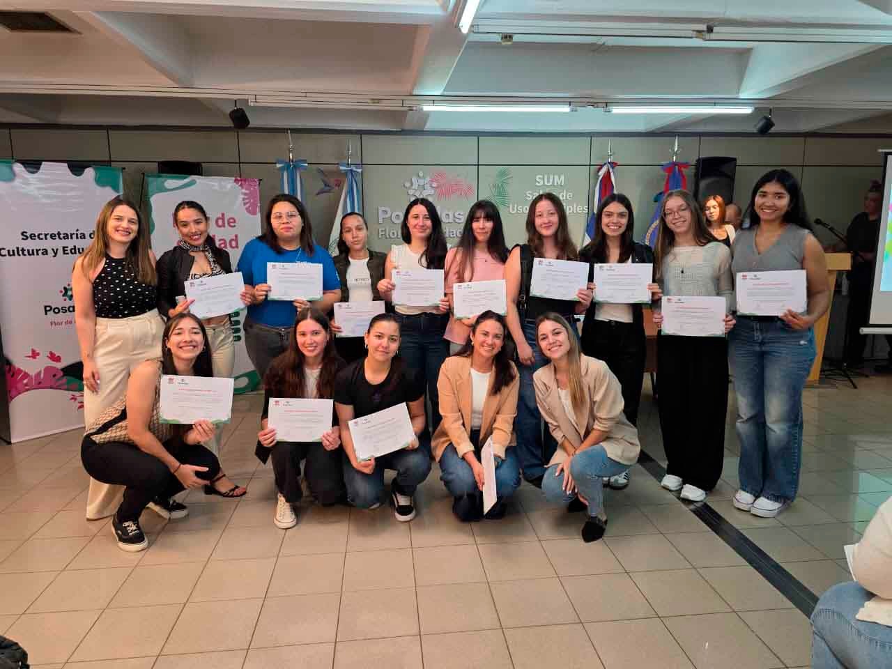 Presentaron el trabajo y aporte de estudiantes universitarios a la gestion municipal en Posadas 1 - 1