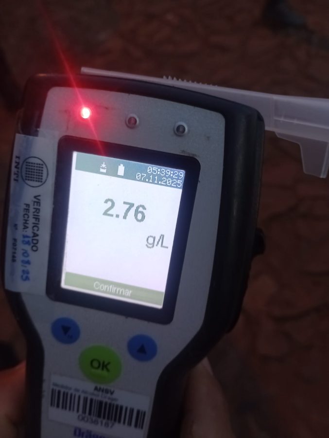 Evadieron un control de Gendarmería y fueron interceptados por la Policía: el conductor tenía 2,76 g/l de alcohol 1 2 - acoholizados 2 - 1