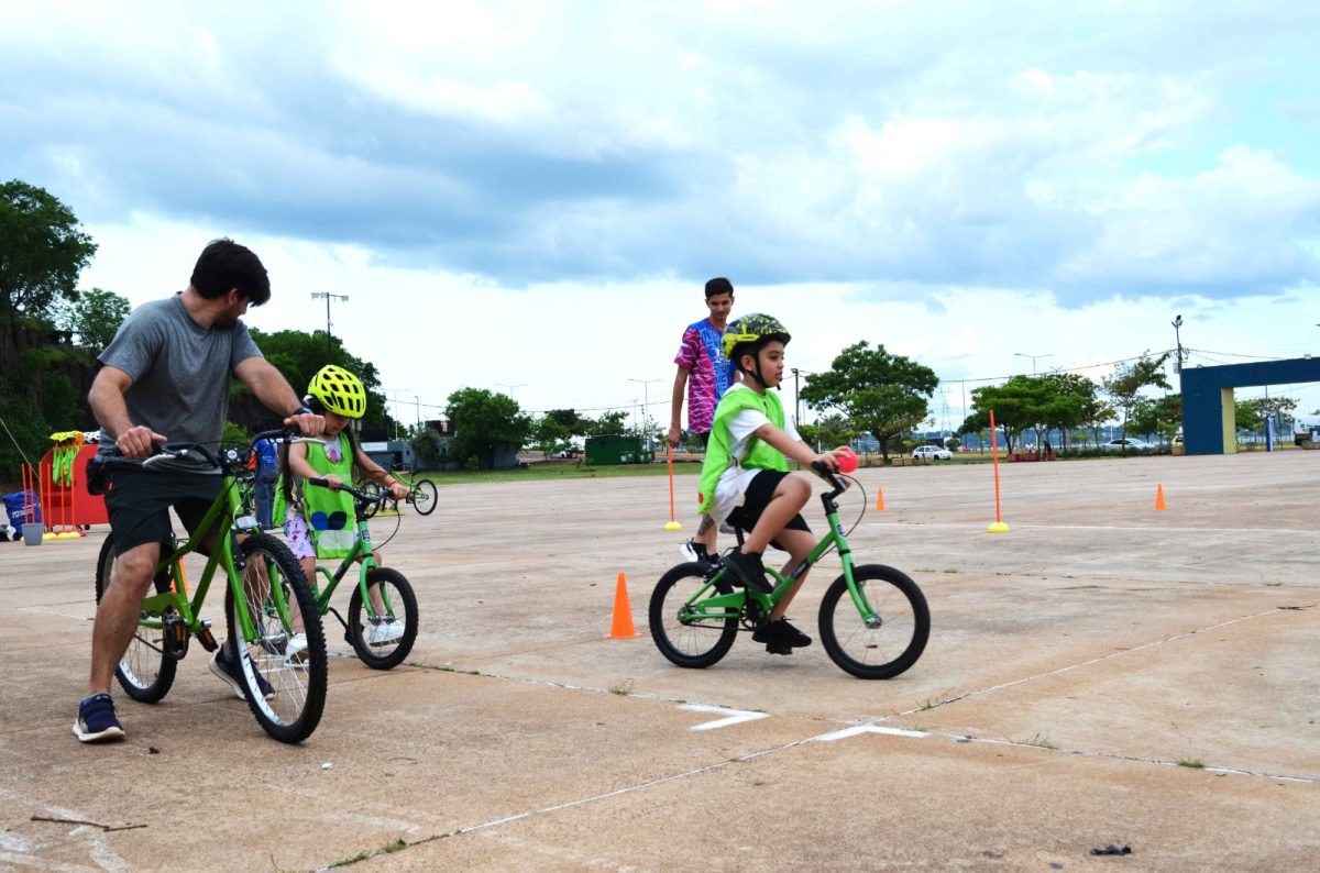 Niños y niñas volvieron a disfrutar de una nueva jornada de “Biciescuelas Argentinas” en Posadas 11 22 - bicicletas en posadas 11 - 21