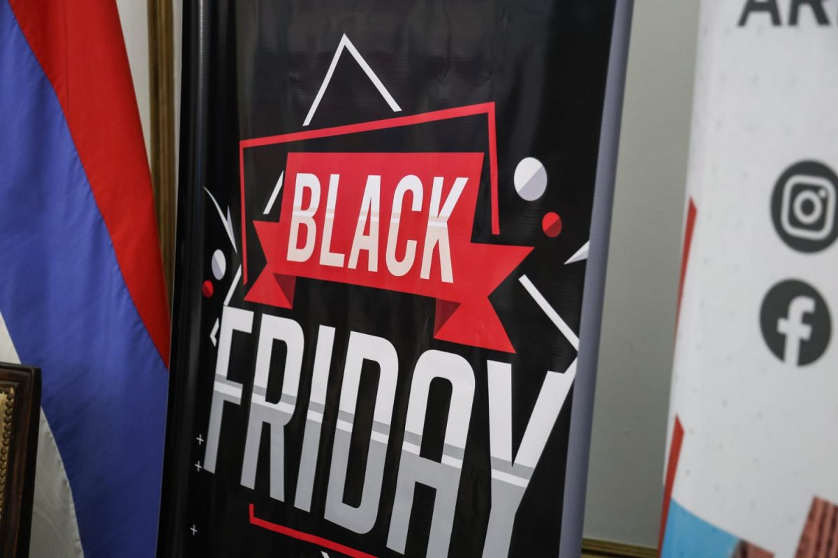 Passalacqua presentó la segunda edición del Black Friday de Aristóbulo: "Cuidamos a los comerciantes" 3 6 - black friday aristobulo 2 - 5