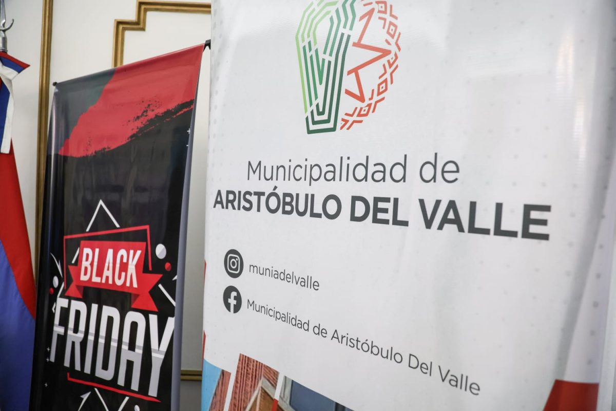 Passalacqua presentó la segunda edición del Black Friday de Aristóbulo: "Cuidamos a los comerciantes" 5 10 - black friday aristobulo 3 - 9