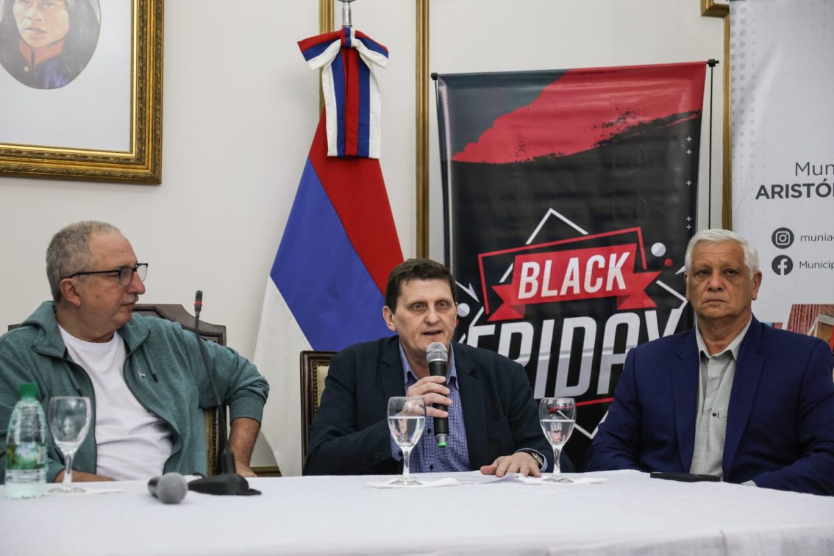 Passalacqua presentó la segunda edición del Black Friday de Aristóbulo: "Cuidamos a los comerciantes" 4 8 - black friday aristobulo 5 - 7