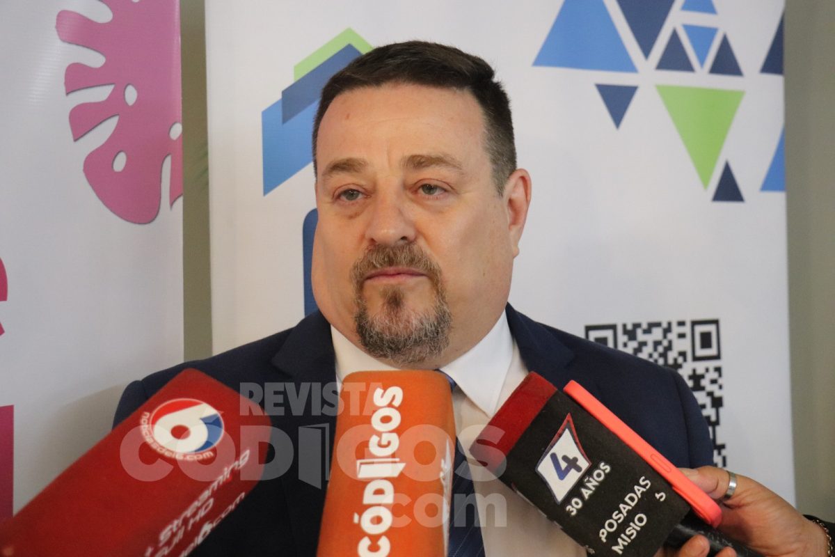 “El sistema universitario está en estado crítico y muchos docentes renuncian”, alertó el decano de Exactas