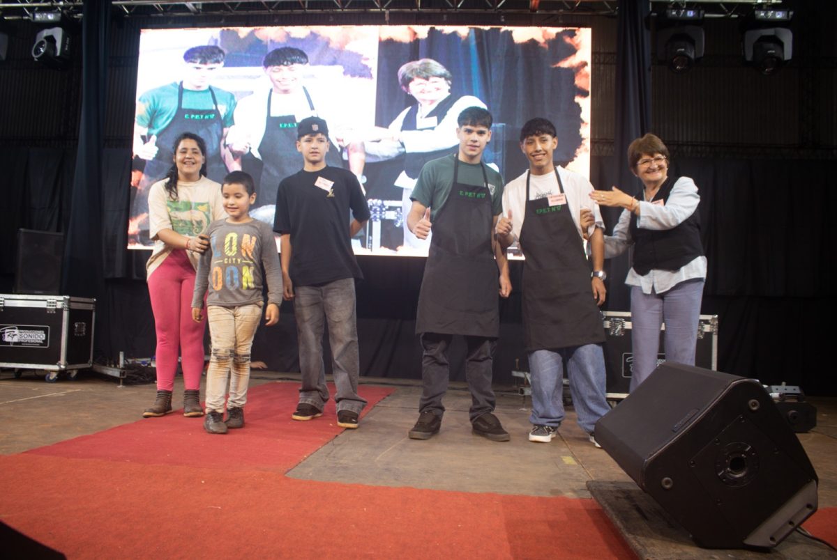 Montecarlo vivió a pleno la 37ª edición del Festival Provincial del Reviro y la Cultura Popular 8 16 - montecarlo fiesta del reviro 3 - 15