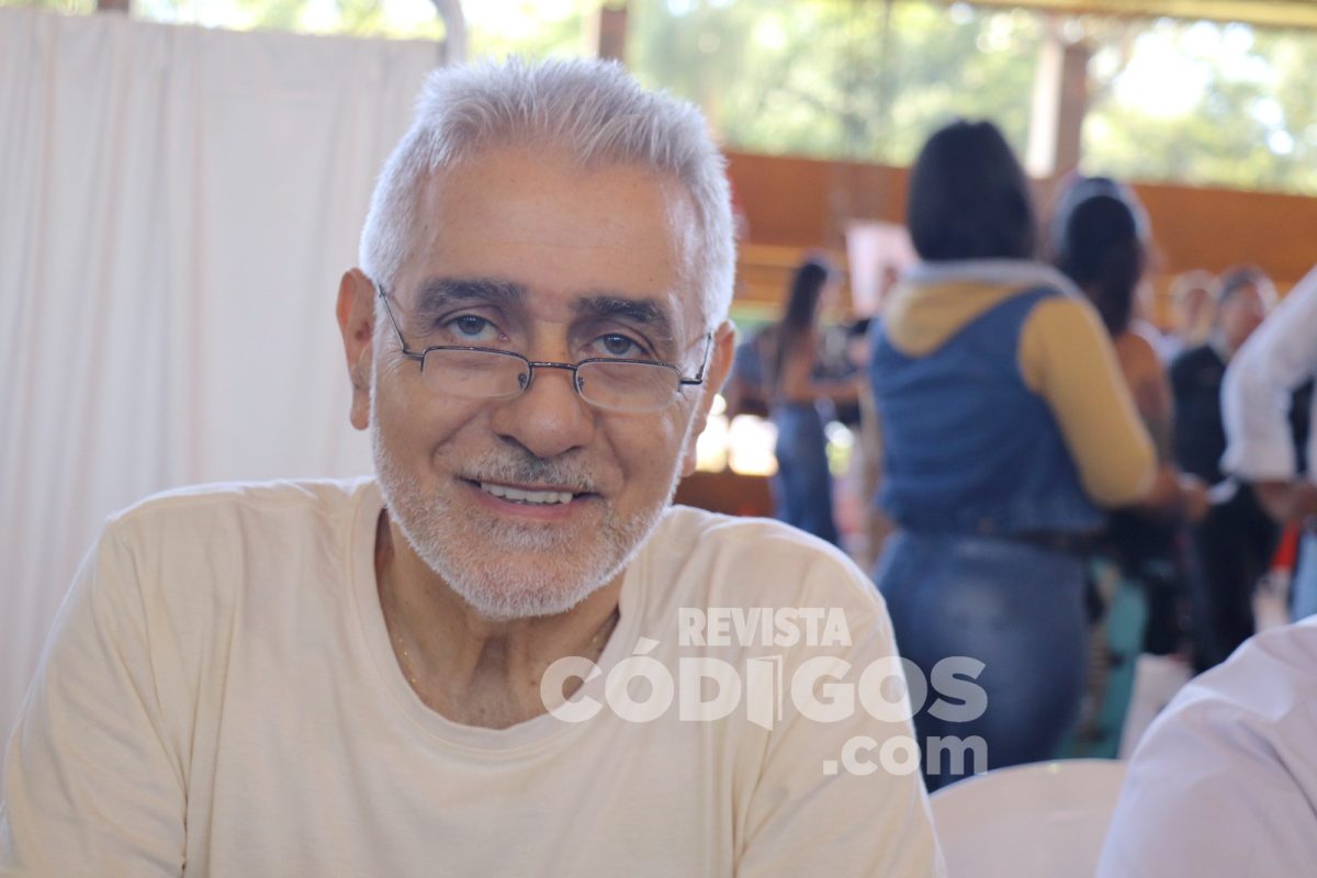 operativo en que te puedo ayudar 12 - 23