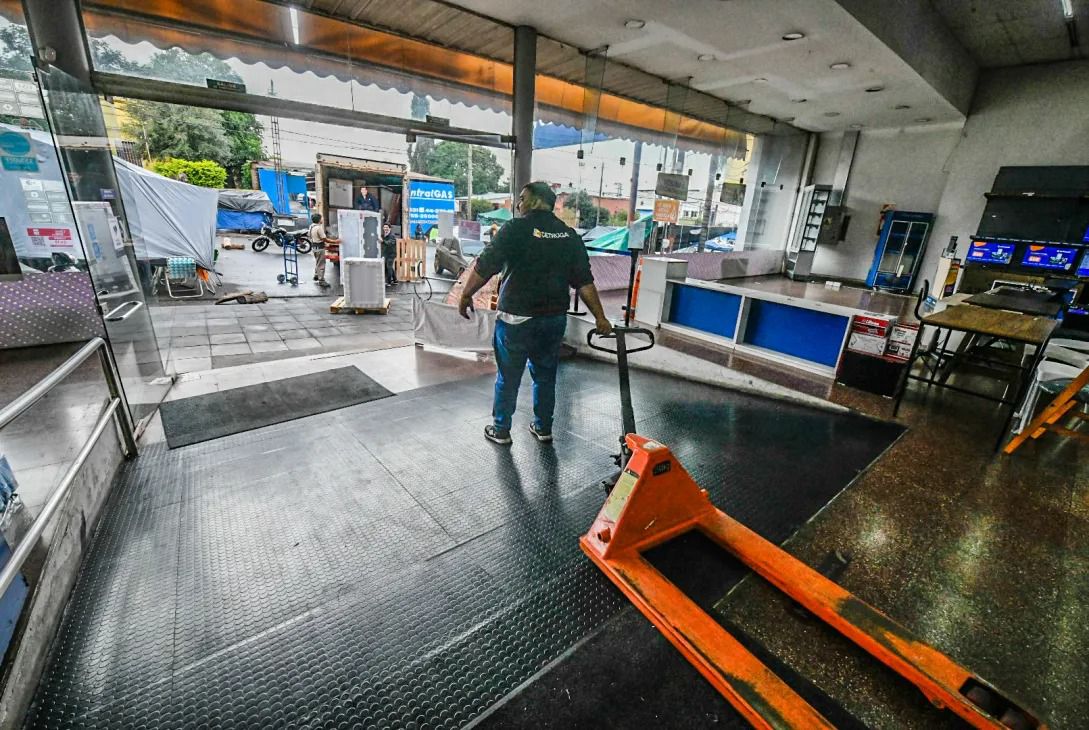 Comienza el juicio a los piqueteros por el acampe sobre la avenida Uruguay del 2024 1 2 - piqueteros 2024 2 1 - 1