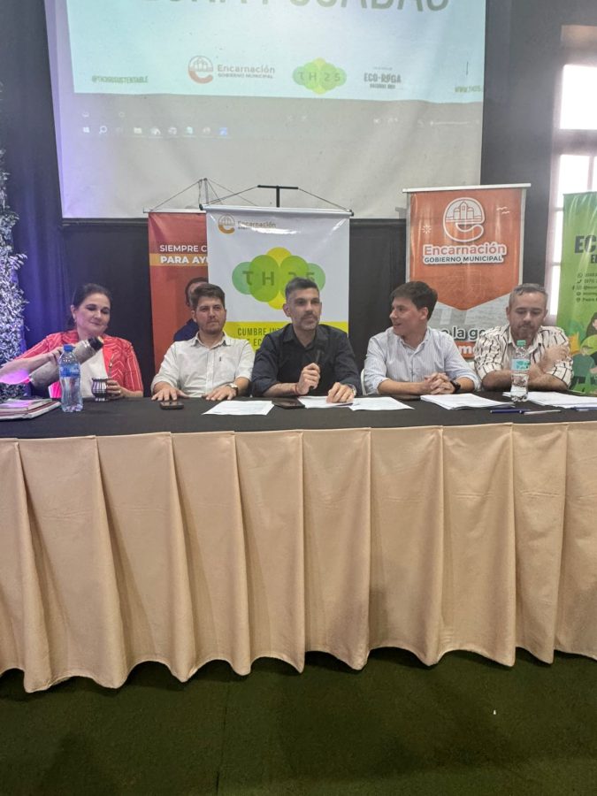 Posadas dijo presente en la Cumbre Internacional de Economía Verde y Ciudades Sustentables 1 2 - posadas cumbre 2 - 1