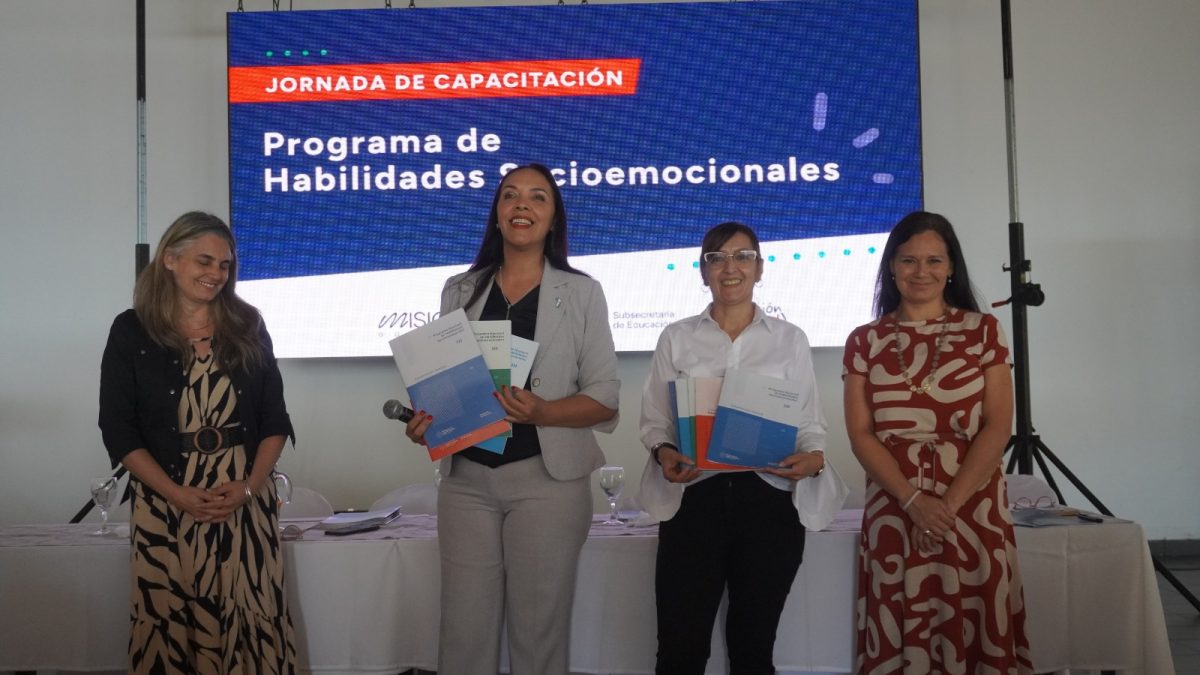 Misiones fue sede de la presentación del Programa Nacional de Habilidades Socioemocionales 2 4 - presentacion educacion 3 - 3