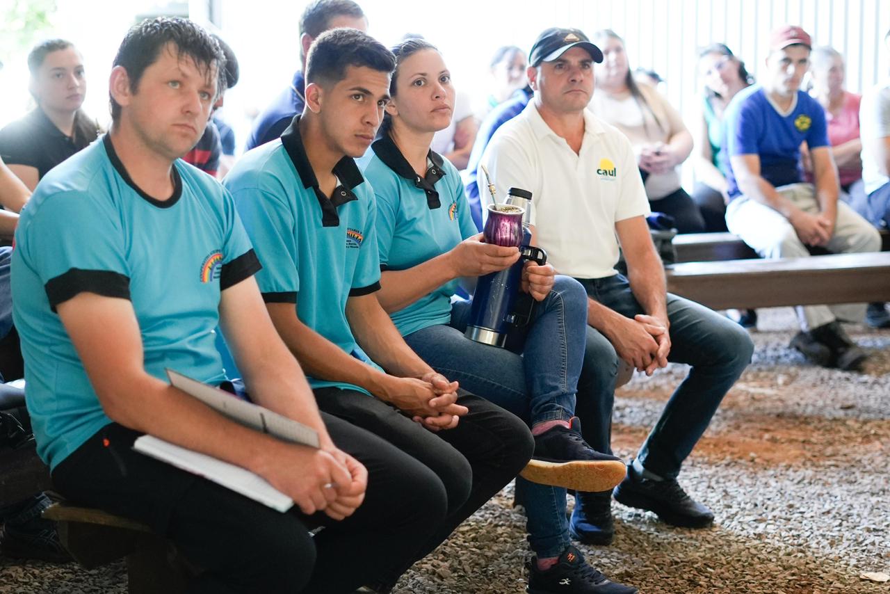 Spinelli impulsa capacitaciones en la Cuenca Lechera del Alto Uruguay 2 4 - spinelli cuenca lechera 6 - 3