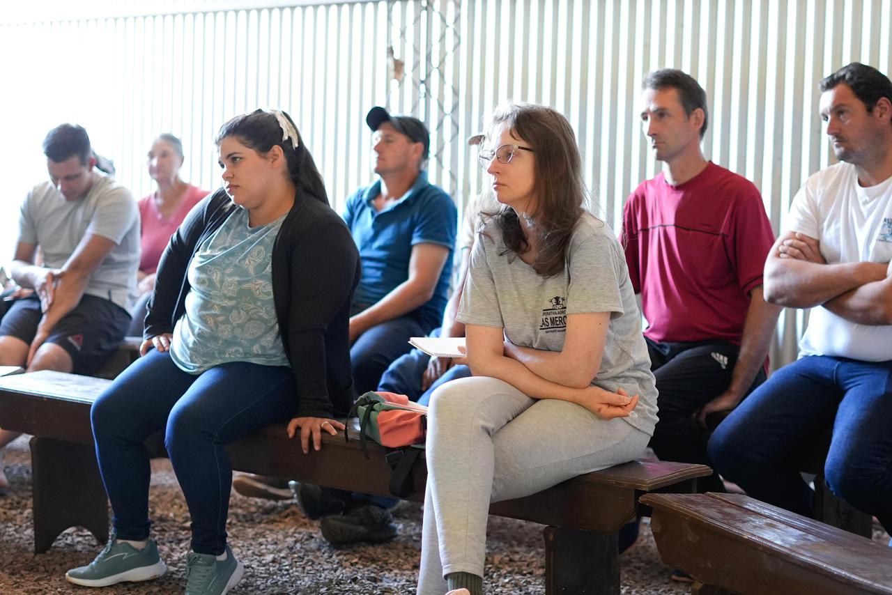 Spinelli impulsa capacitaciones en la Cuenca Lechera del Alto Uruguay 4 8 - spinelli cuenca lechera 8 - 7