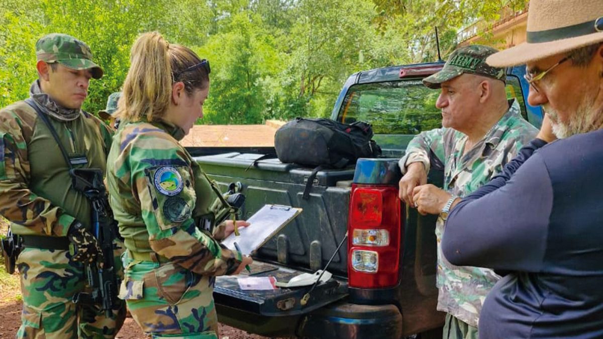 Intensifican controles en los ríos de Misiones tras el inicio de la veda de pesca 7 14 - veda pesca control 7 - 13