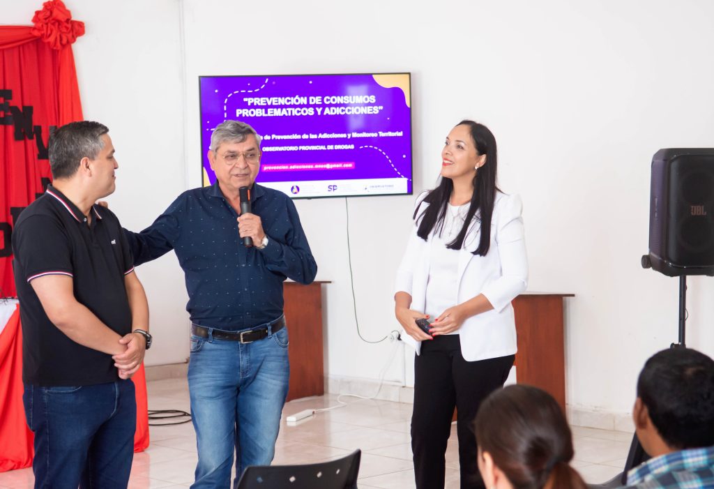 Capacitan al personal de servicio del CGE en prevención de adicciones 1 2 - Capacitan al personal de servicio del CGE en prevencion de adicciones 2 - 1