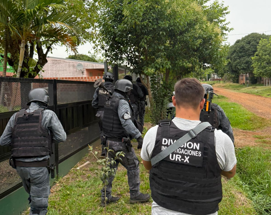 Garupá: fue detenido junto con dos cómplices por ordenar el ataque contra su hermano y operar un kiosco narco 2 4 - Captura de pantalla 2025 12 12 181231 - 3