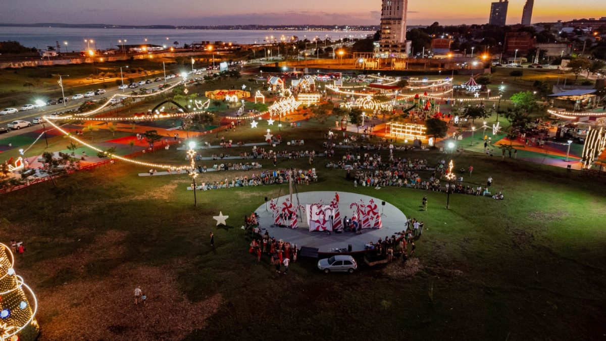 Espacios publicos con identidad propia el Parque Maria de la Cruz Morinigo de Posadas parque de las fiestas 2 - 15